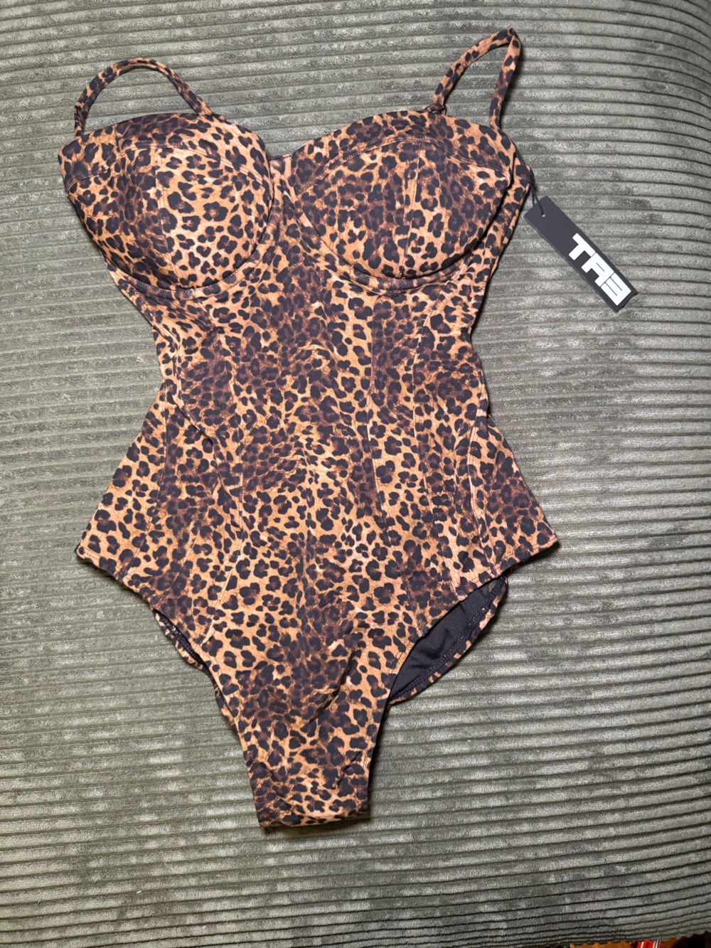 Ta3 Leopard Pushy- MEDIUM SHORT B/C CUP - Picture 5 of 7